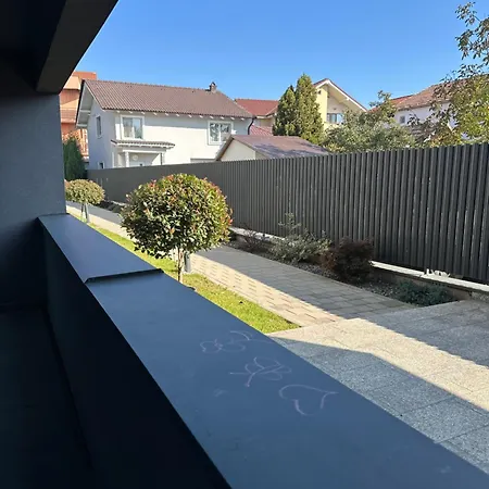 Urban Escape - Netflix & Max